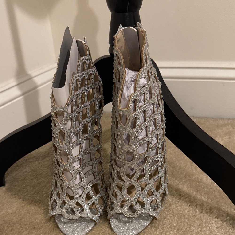 Zigi Soho Duran Silver Cutout Heels